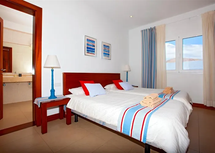 Captains Retreat Βίλα